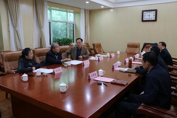 山東省委老干部局到省住房城鄉建設廳調研指導工作
