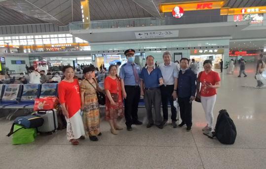 西安高铁站乘客突发重病，河南汝州一中医紧急施救转危为安！