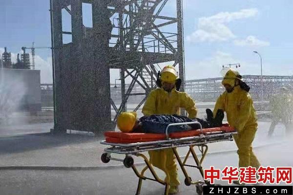 消防卫士驻边关 以练为战保平安