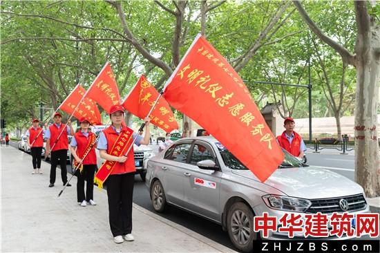 中建七局总承包公司持续履行央企责任 连续11年“爱心送考”惠及4230余考生