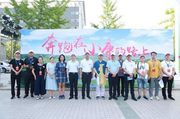 “走出杨凌看示范”全媒体采访团走进汉中