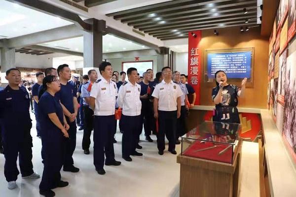 河南油田消保中心开展“追寻红色足迹感悟初心使命”主题党团日活动
