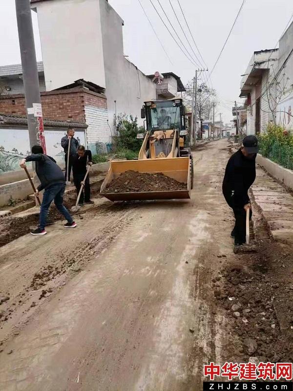 河南汝州：干群齐心铺就民心路