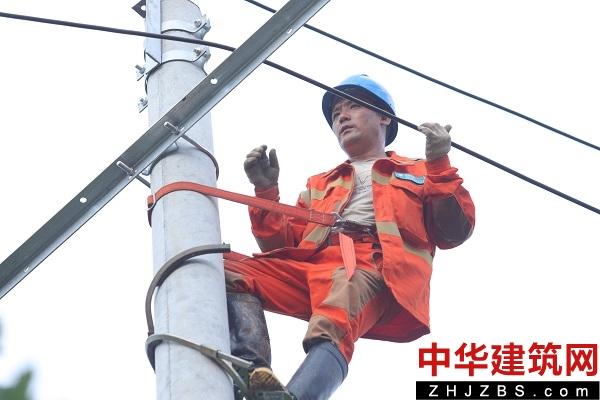 万家灯火 因为有你——国网巩义供电公司抗洪救灾纪实