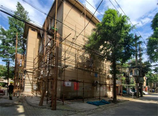 镇江润州区：“内外兼修”让老旧小区易居更宜居