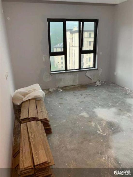 燃气不通 安防未完 楼梯塌陷 屋里灌水 存在36页整改问题的华萃西山如何交付