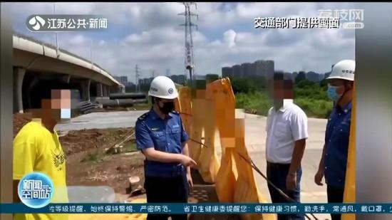 南京栖霞区一道路工程工地裸土未覆盖被罚19000元