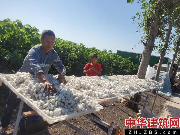 汝州市移民局：月圆中秋访移民 产业扶持记在心