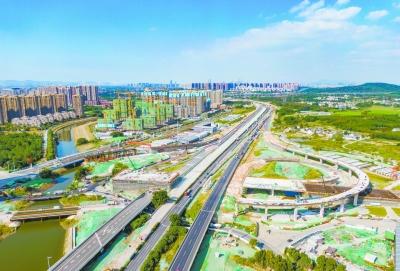 江苏南京：交通首位度支撑城市首位度