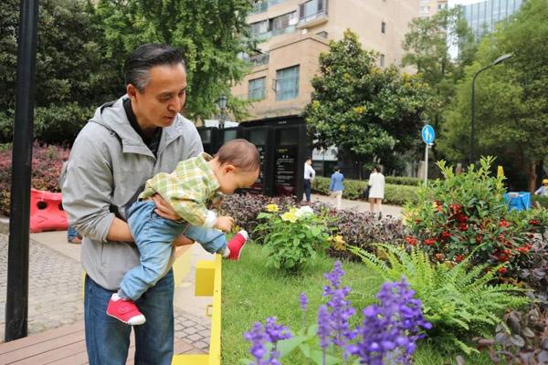 顏值與功能大大提升！改造后的“黃金城道”全新亮相