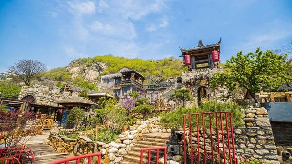 立足“一带一路”陆海交汇枢纽 硬核小镇汇聚连云海滨风情