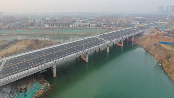 刷新漯河建桥速度！五台山路澧河桥新建工程项目仅历时1年2个月，提前70天完工