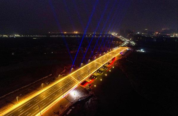 刷新漯河建桥速度！五台山路澧河桥新建工程项目仅历时1年2个月，提前70天完工