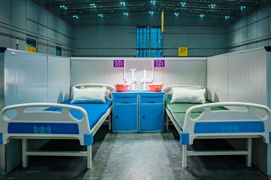 中建三局交付上海最大方艙醫院首批床位