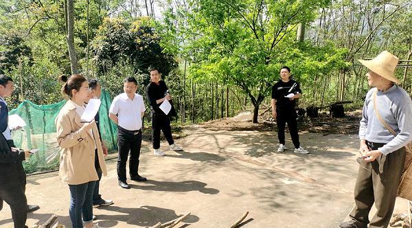 桃源縣黃石鎮(zhèn)：黃石鎮(zhèn)人居環(huán)境考核出“新招”