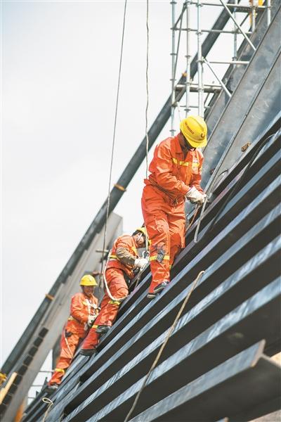 广西第一长跨海大桥加快建设