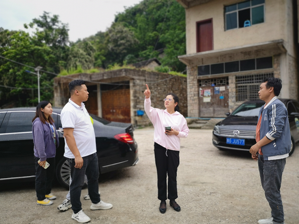 安顺市住建局到各县区开展农村自建房安全隐患专项检查