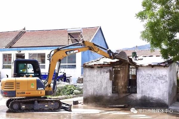山东龙口：农村违建集中治理 打一场动真碰硬“拆违战”