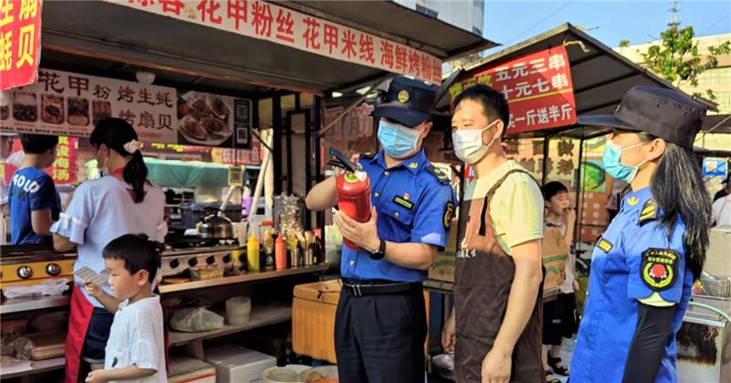江苏睢宁：规范化管理 让城市烟火气更有暖意