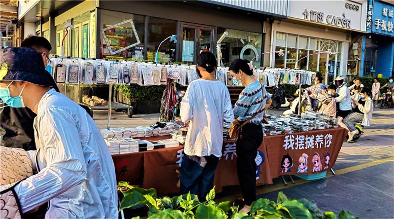 江苏睢宁：规范化管理 让城市烟火气更有暖意