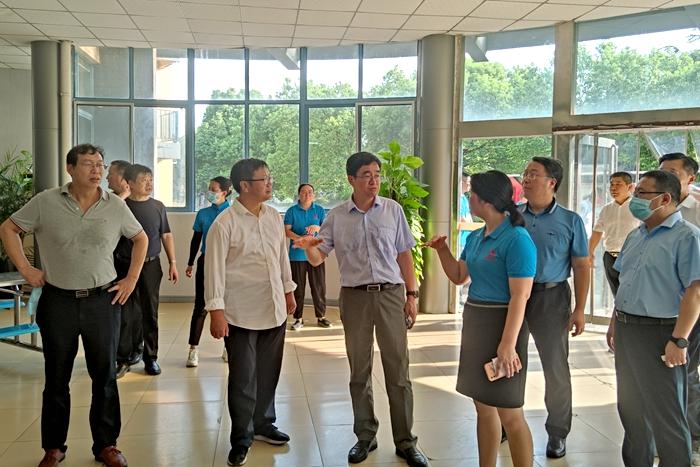 江苏省住房和城乡建设厅领导调研无锡保障性租赁住房和棚户区改造工作