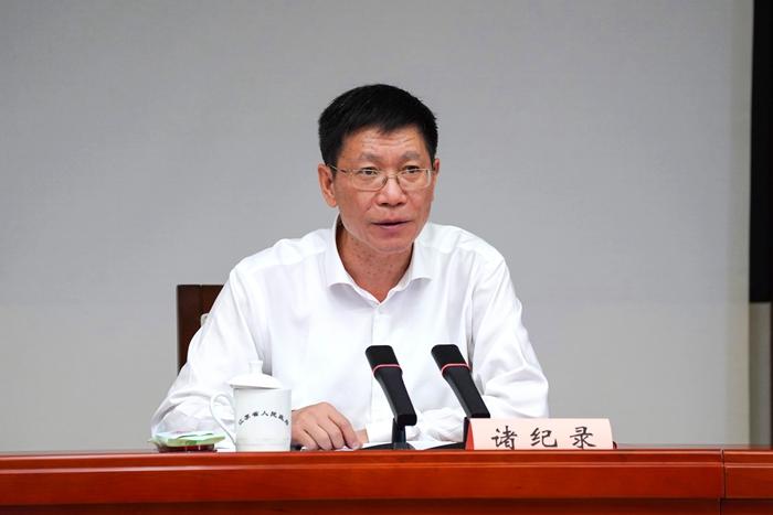 江苏省召开全省实施城市更新行动和农村住房条件改善专项行动工作推进会