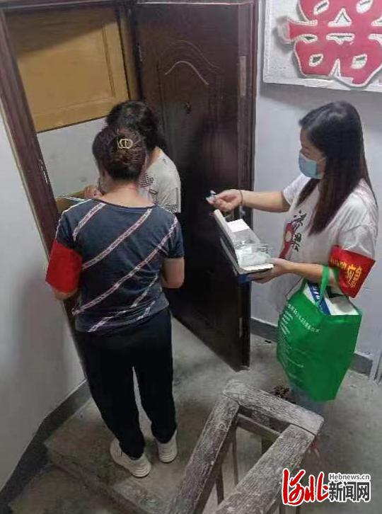 石家庄青园小区：200名志愿者舍“小家”顾”大家” 疫情防控当先锋（组图）