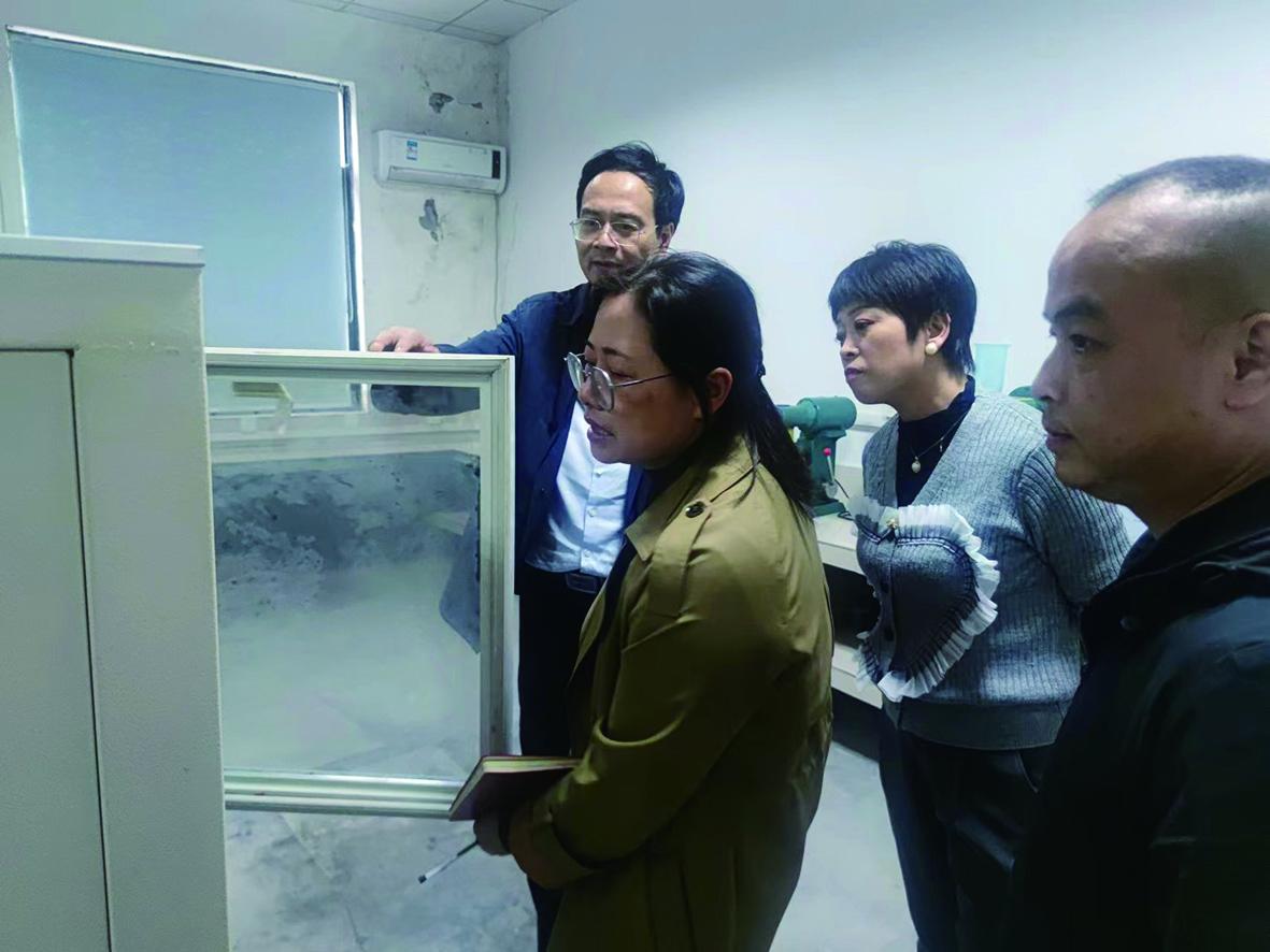 浙江省散装中心组织专家验收衢州市预拌砂浆生产企业试验室