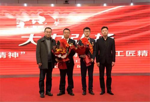 中铁八局劳模事迹报告会在昆明举行