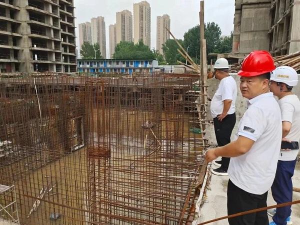 漯河市住建局积极应对强降雨天气 确保我市建筑工地安全度汛