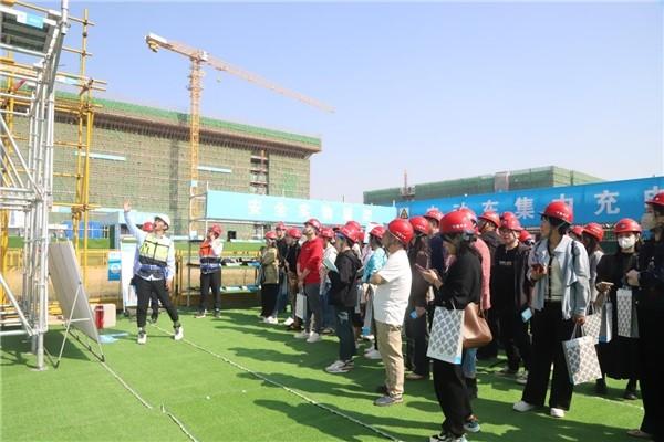 郑州财贸专修学院项目举办省级综合管理观摩活动