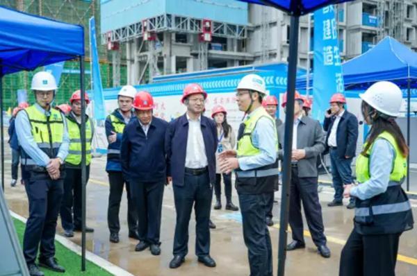 智能建造观摩培训暨建筑企业数字化转型研讨活动在武汉举办