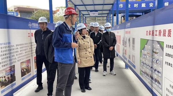 乌海项目团队一行人到中交一公局集团厦门房建2022P21项目观摩交流