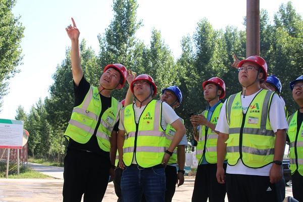 强化安全保障 创建平安工地 