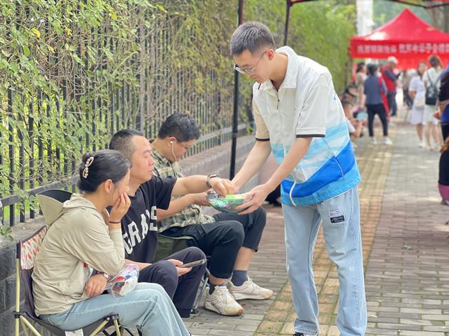 中建六局第二建设公司西安鱼化璟苑项目开展保障高考服务