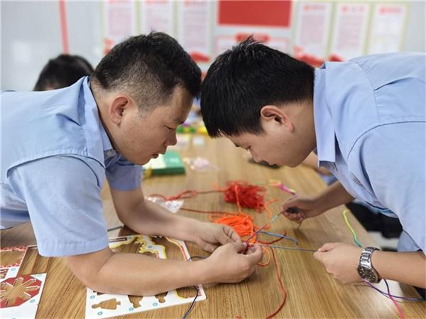浓情迎端午，欢乐共安康