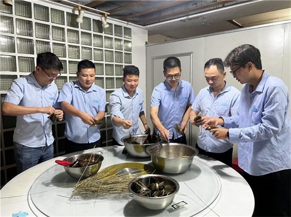 浓情迎端午，欢乐共安康