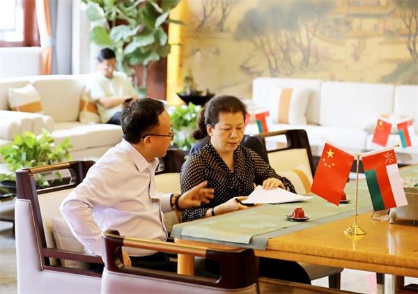 中国建筑数智化先锋一千零一艺（ART1001）携阿曼，共建3亿美元滨海旅游新地标