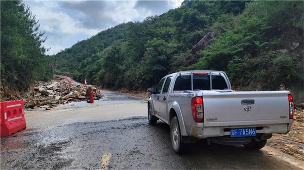 中建八局华南公司紧急驰援梅州抗洪抢险