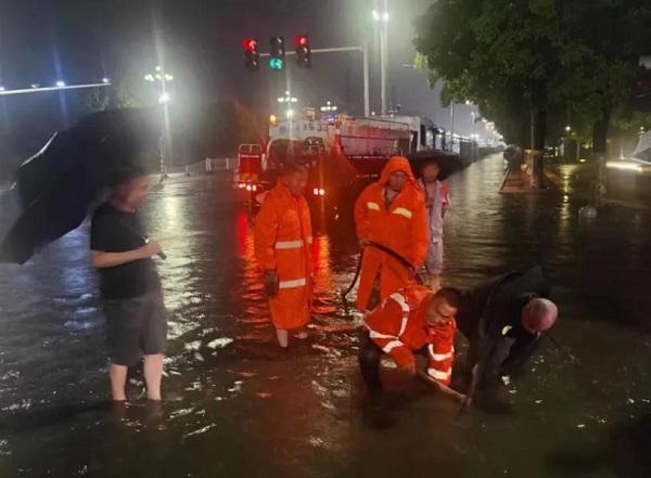 漯河市政集团：防汛抢险一线彰显国企担当