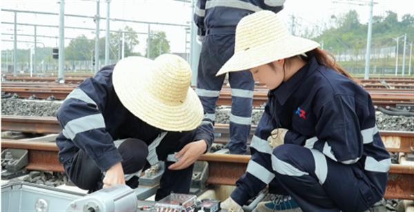 坚守岗位，护航市民冬季地铁安全出行——贵阳地铁3号线通号维管项目在行动