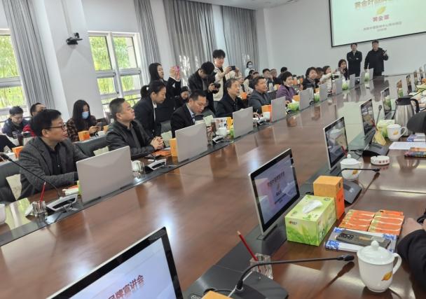 河南省豫宛商會走進河南中煙黃金葉制造中心，共尋合作新機