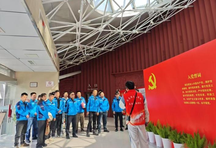 上海寶冶安徽區(qū)域項(xiàng)目第三黨支部組織“緬懷革命先烈，傳承紅色基因”主題黨日活動