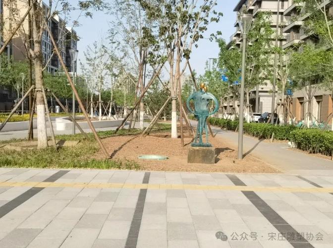 2025年户外美术馆计划丨艺术家朱传经参加《六合南街雕塑走廊展》