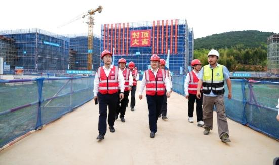 八局裝飾舉行2025年“安全生產月”“安康杯”競賽暨“鐵軍杯”勞動競賽啟動儀式