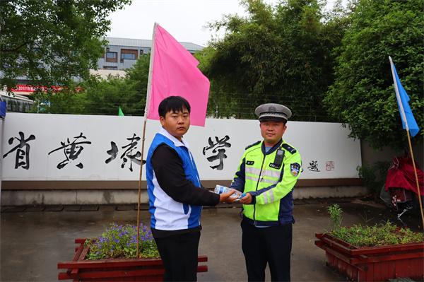 中交一公局八公司苏州地铁7延线项目蓝马甲助力高考