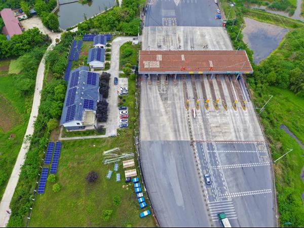 重庆高速公路光伏项目21个分布式光伏点位全部并网发电