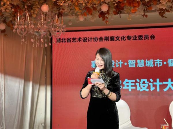 以设计为舟，渡行业之潮——李雪梅的创新与坚守之路