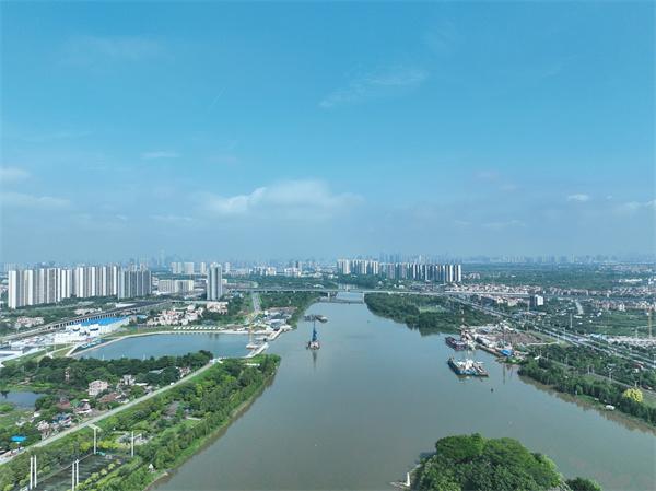 顺德伦桂路潭洲隧道沉管减载沉箱安装开始施工