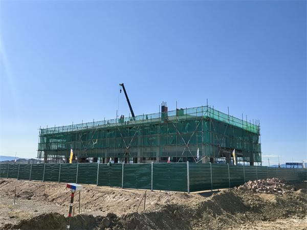 中交路建大长沟2标项目房屋建筑工程石板墩收费站综合楼顺利封顶